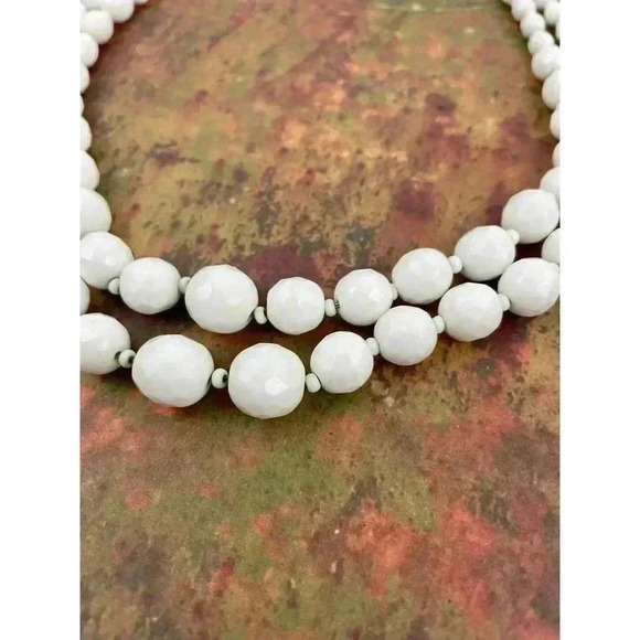 VTG Hobe White Glass Bead Necklace Layered Signed 16" 1960's Rare - Picture 14 of 15